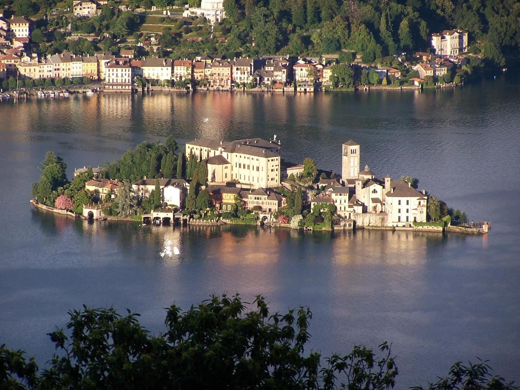Hotel Panoramico Lago D'Orta (Adults Only) Madonna Del Sasso Eksteriør billede