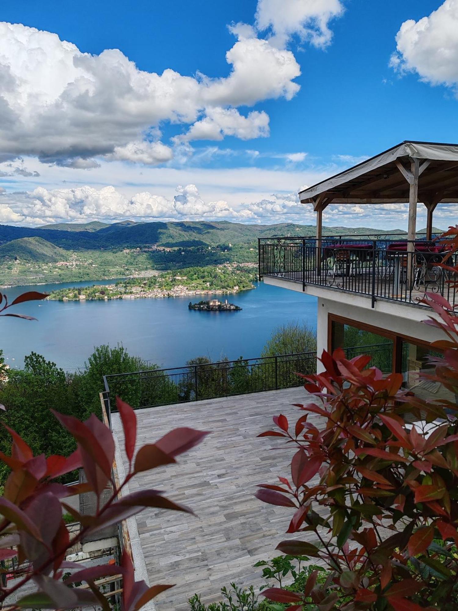Hotel Panoramico Lago D'Orta (Adults Only) Madonna Del Sasso Eksteriør billede