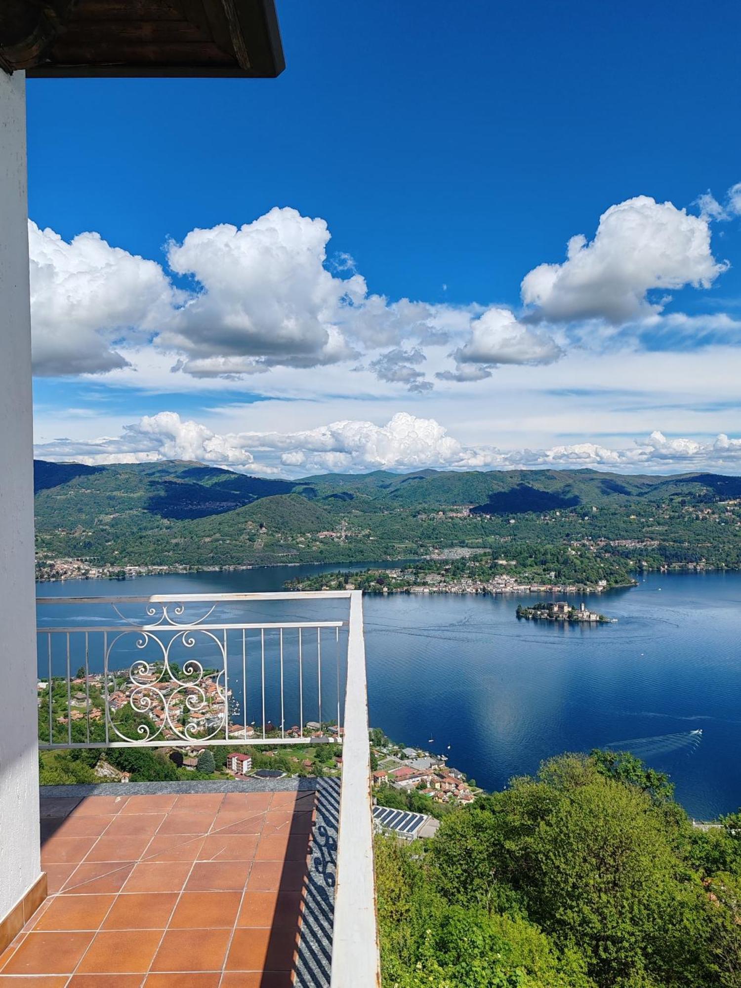 Hotel Panoramico Lago D'Orta (Adults Only) Madonna Del Sasso Eksteriør billede