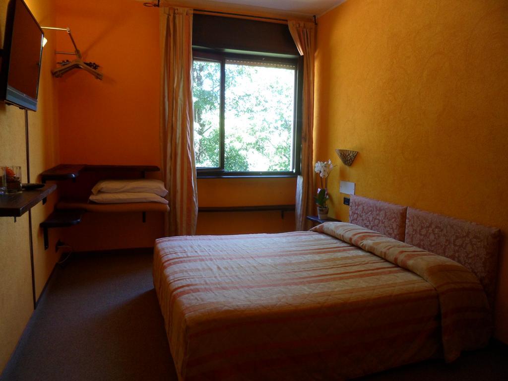 Hotel Panoramico Lago D'Orta (Adults Only) Madonna Del Sasso Eksteriør billede