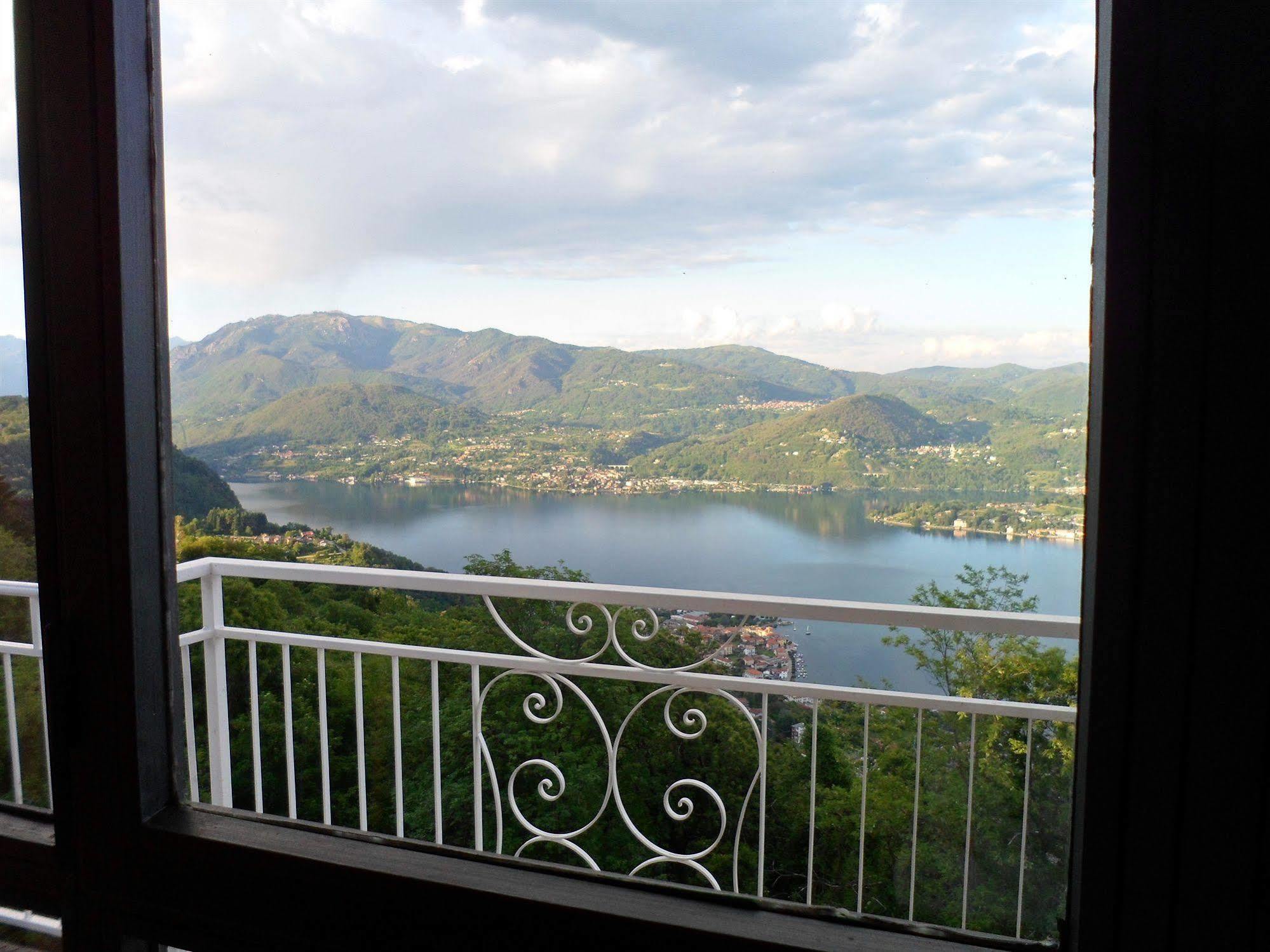 Hotel Panoramico Lago D'Orta (Adults Only) Madonna Del Sasso Eksteriør billede