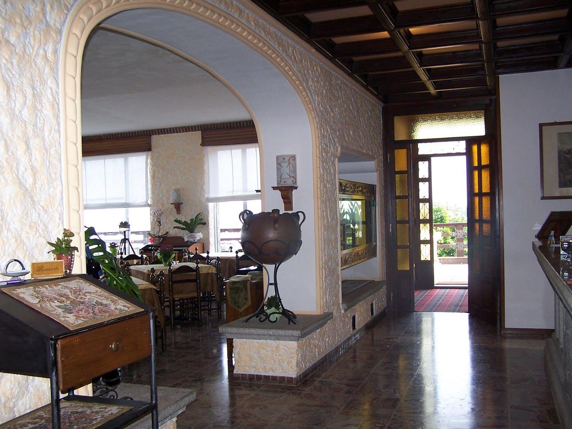 Hotel Panoramico Lago D'Orta (Adults Only) Madonna Del Sasso Eksteriør billede